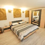 Jernej With Onsite Wellness Apartment