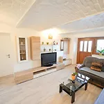 Apartment Jernej With Onsite Wellness *