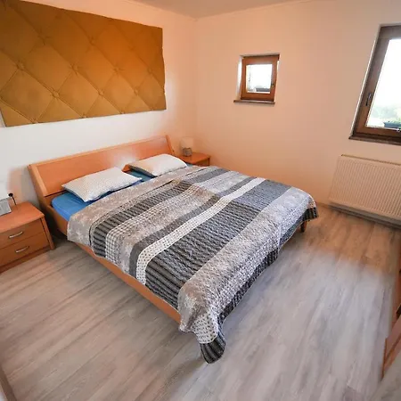 Jernej With Onsite Wellness