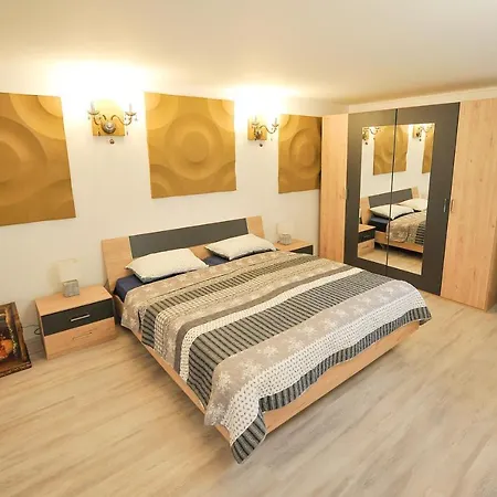 Jernej With Onsite Wellness Apartment