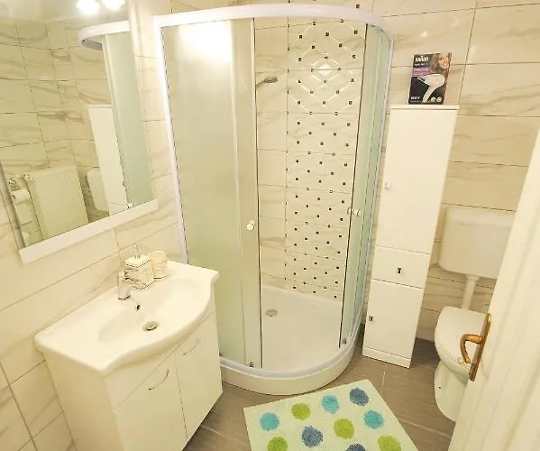 Jernej With Onsite Wellness * Brezice