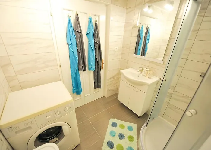 Jernej With Onsite Wellness