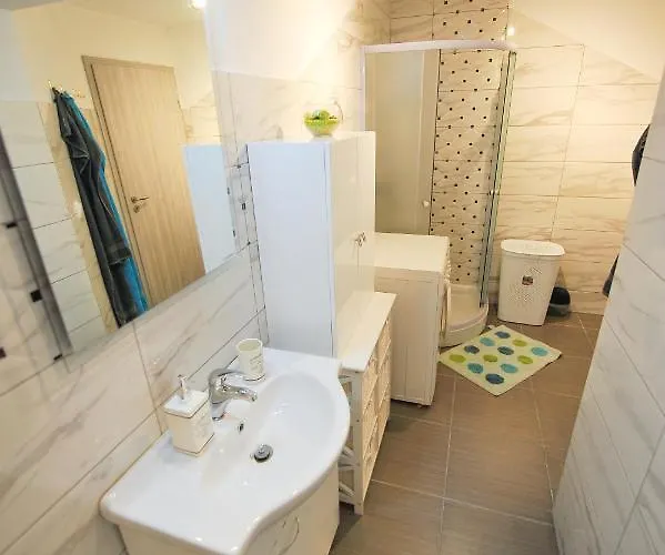 Apartamento Jernej With Onsite Wellness Brežice